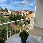 Kate Apartment